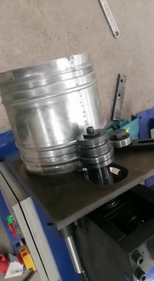 辘线机功能之一压双道筋